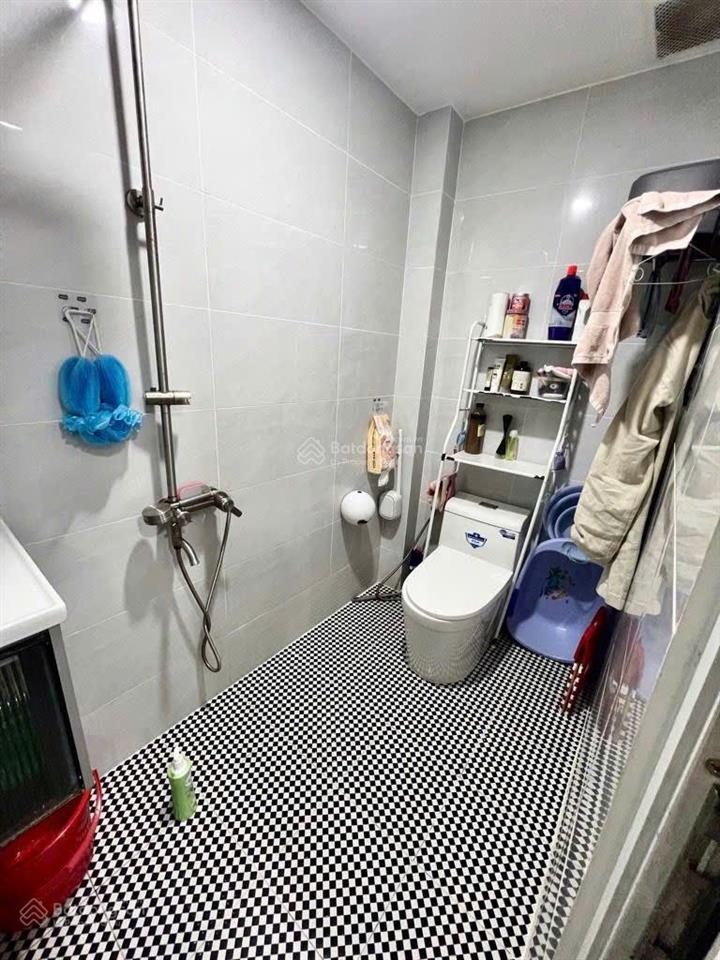 Chủ kẹt bán gấp nhà mới 60m2 (5x12m) 4.x tỉ kinh dương vương giáp q6  2 tầng  sát hẻm xe tải