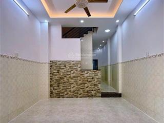 Nhà hẻm xe hơi ngay phạm văn chí q6  btct 4 tầng  40m2  4pn 3wc ban công thoáng  6.x tỉ