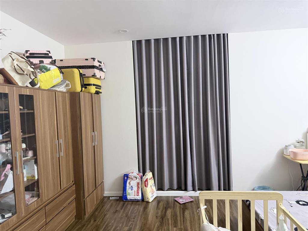 Chính chủ cần bán căn hộ 155m2 góc ban công đn tầng trung