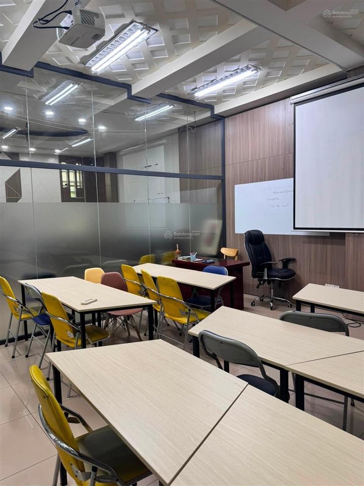 Cho thuê nhà nguyễn thái bình 84m² 3 tầng  30 triệu/tháng