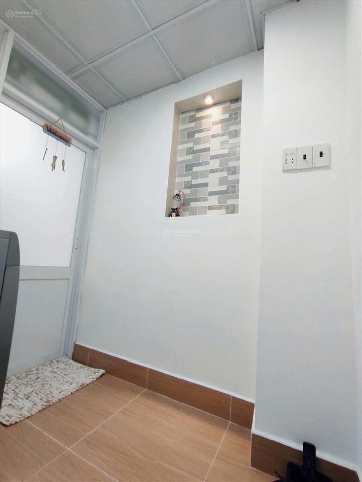 Cho thuê nhà lê thị riêng 21m² 2 tầng  10 triệu/tháng