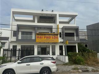 Bán nhanh nhà phố liền kề mặt đường lớn sẵn sổ tại cần giờ