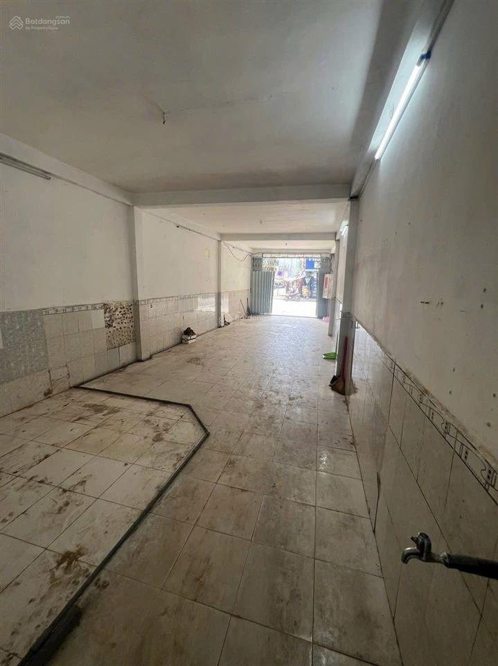 Bán gấp trong tháng  bán nhà mặt tiền nguyễn biểu 76.7m² 4 tầng  25.2 tỷ