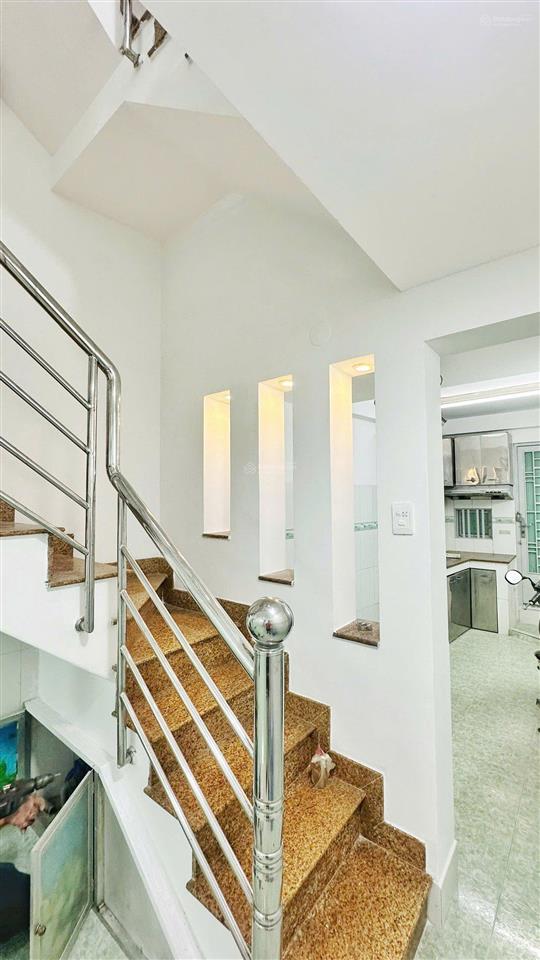 Cho thuê nhà cô giang 56m² 3 tầng  16 triệu/tháng