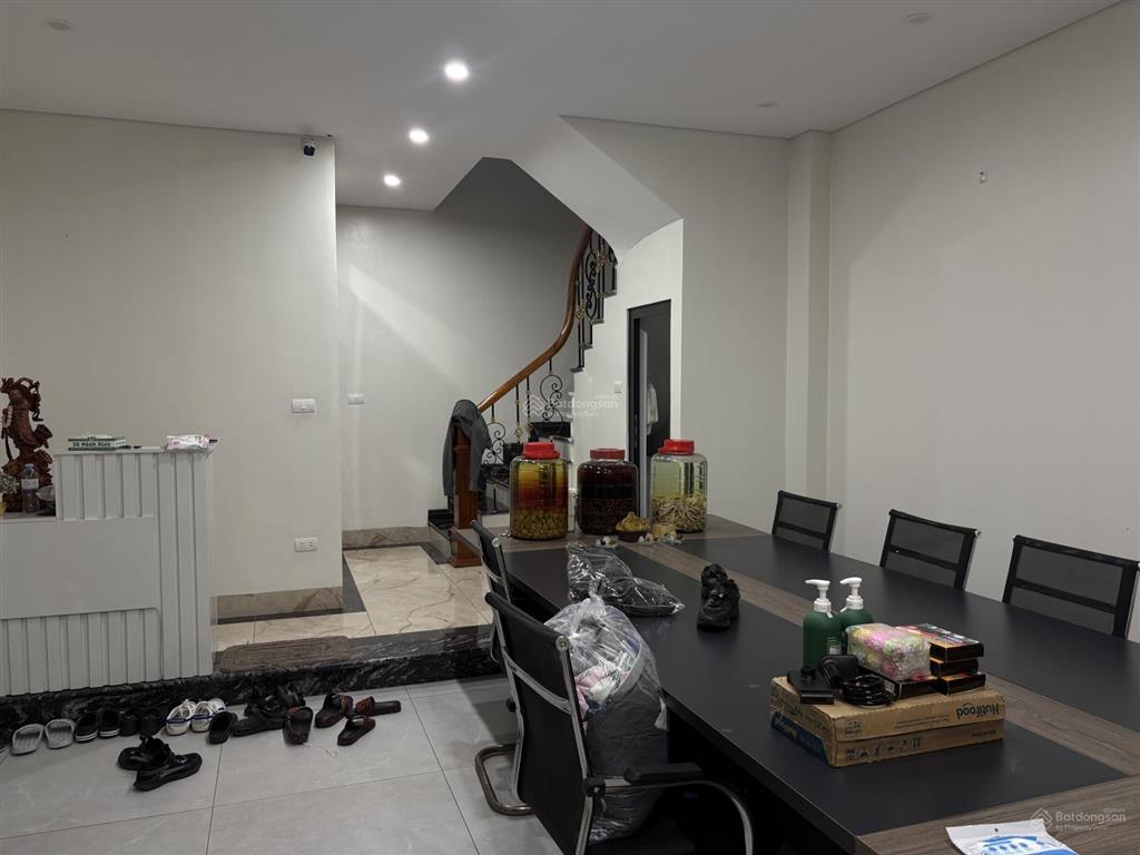 50 m2 ngõ thông ô tô tránh nhau t1 có thể kinh doanh