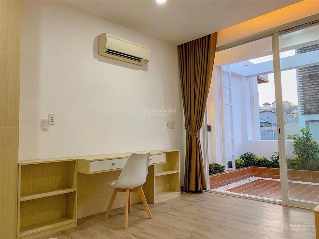 Cho thuê nhà lê văn sỹ 100m² 4 tầng  60 triệu/tháng