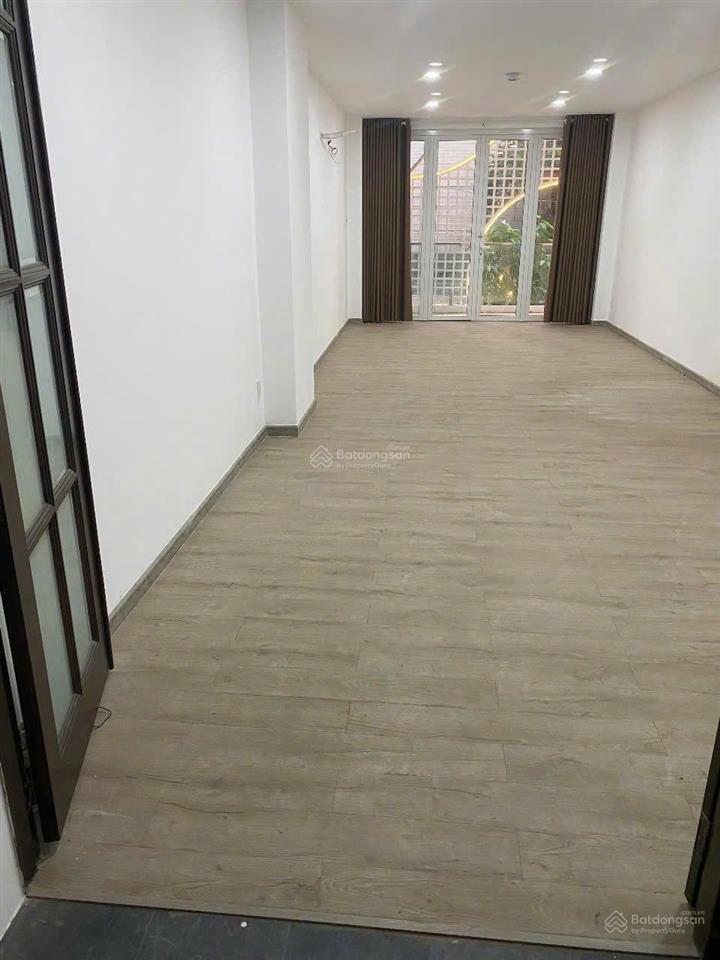 Cho thuê nhà lê văn sỹ 100m² 4 tầng  60 triệu/tháng