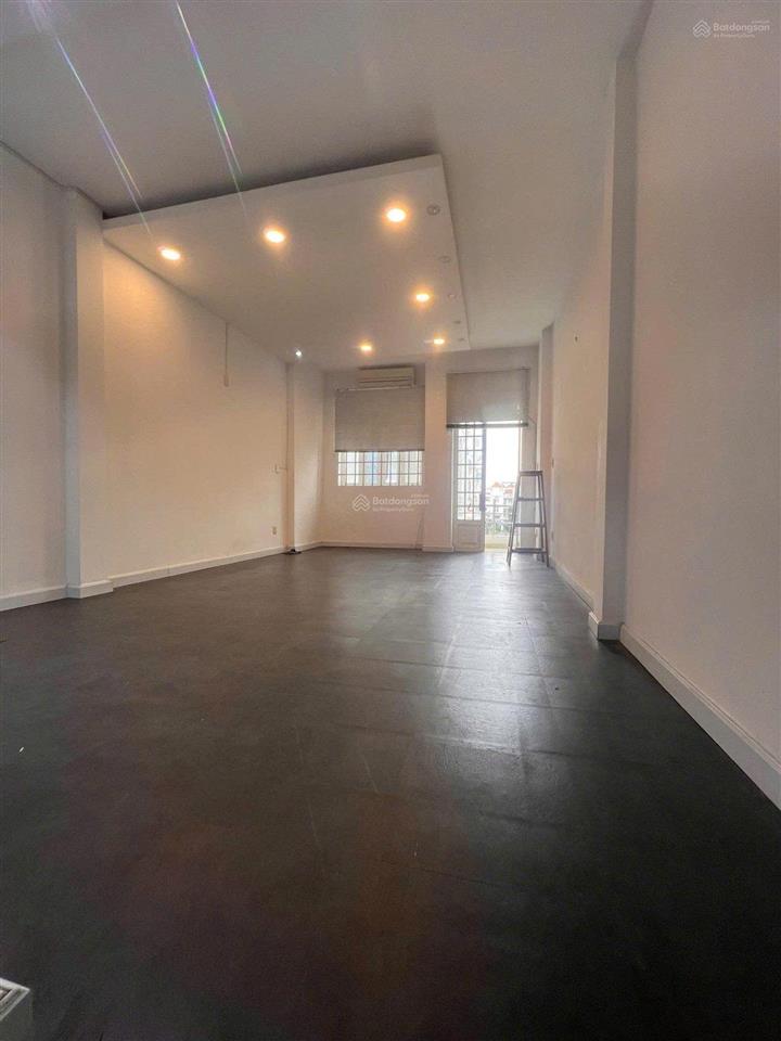Cho thuê nhà 3/2 50,4m2 5 tầng  32 triệu/tháng