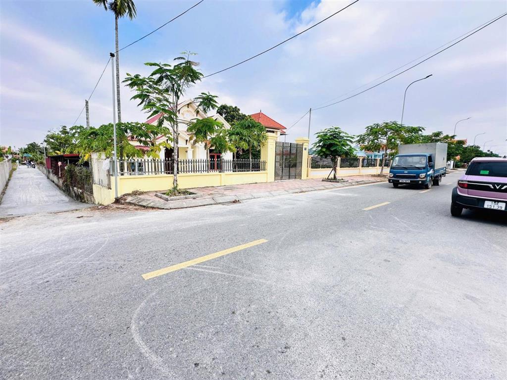 Chính chủ gửi bán lô đất có vị trí cực đẹp tại gần trung tâm phường nam đồ sơn, hp