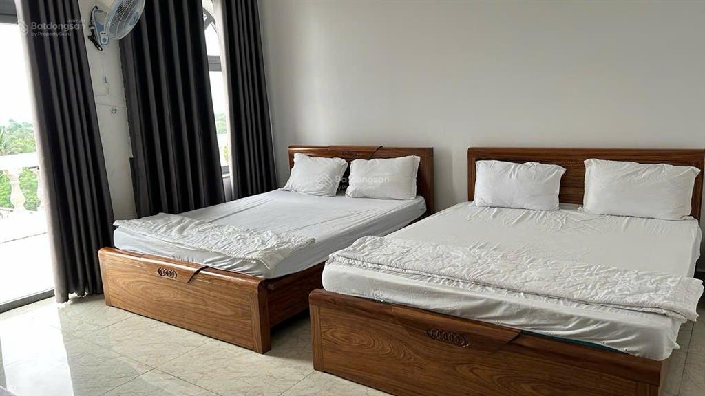 Bán khách sạn 49 phòng dòng tiền 5 tỷ/năm chân núi chứa chan, đồng nai