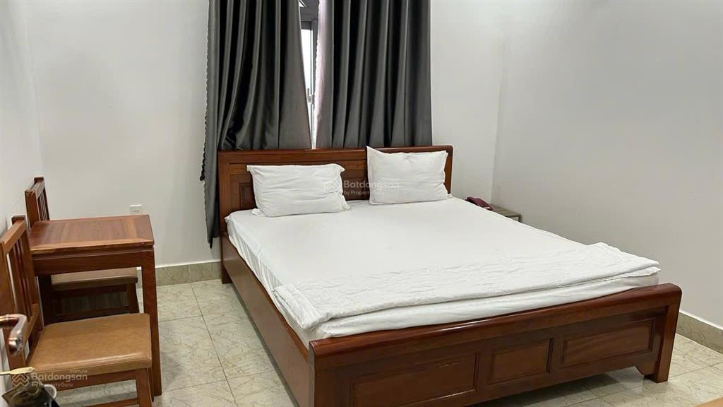 Bán khách sạn 49 phòng dòng tiền 5 tỷ/năm chân núi chứa chan, đồng nai