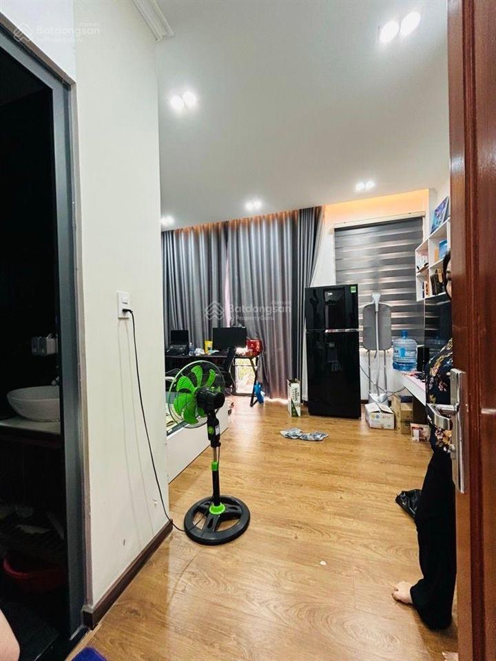 Hxh kiều đàm q7 nhà đẹp ở ngay hầm xe riêng dòng tiền sẵn