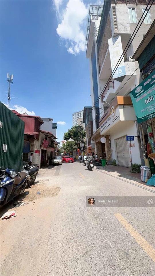 Chính chủ cần bán nhà mp hoàng ngân  68m2 lô góc 3 thoáng  mt 5,5m  giá 25 tỷ  còn thương lượng