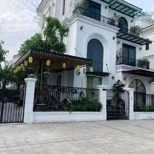 Hiếm! bán biệt thự công viên cầu giấy  320m2 mt 15m  gần công viên đẳng cấp giữ tiền 0965 118 ***