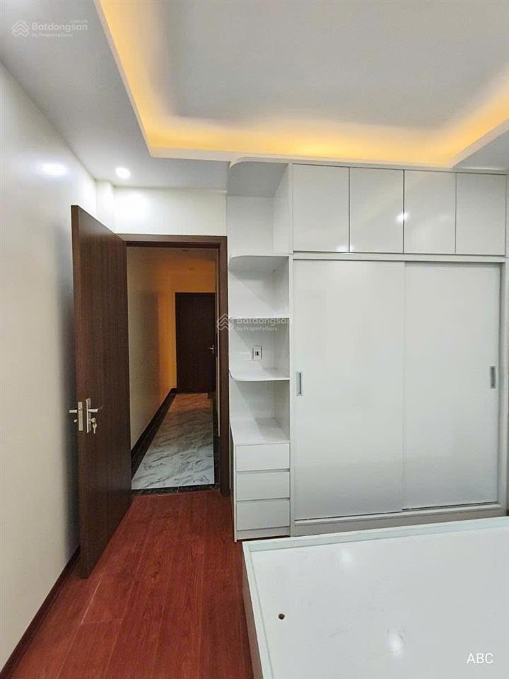 Mới ra  chủ khó khăn bán gấp  giảm chào 3 tỷ  38.4/40m2  oto  thang máy  xây mới  0965 118 ***