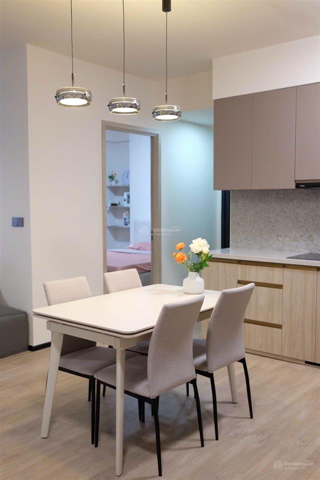 Cắt lỗ, 62.2m2 giá 4.x tỷ  thấp hơn giá hđmb  lô góc, tầng trung  0965 118 ***
