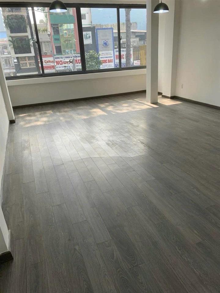 Cho thuê nhà trần hưng đạo 67,8m2 4 tầng  72 triệu/tháng