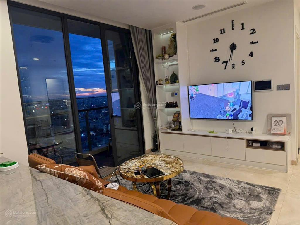 1 phòng ngủ  ban công lớn  view sông thư giãn
