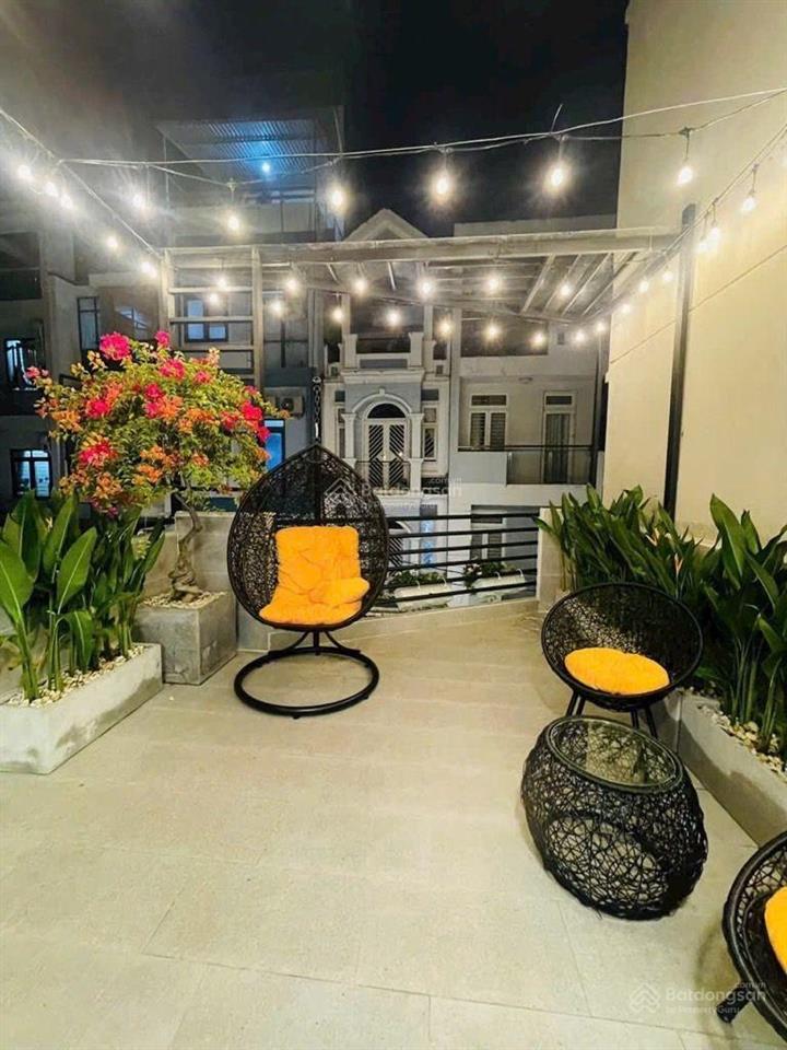 7,88 tỷ nhà mới đẹp đầy đủ nội thất 4 phòng ngủ hẻm xe tải 10m đường phan văn trị