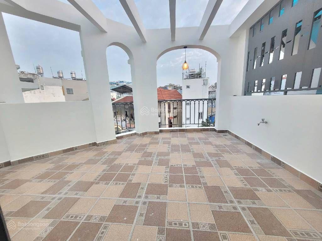 8,7 tỷ  nhà mới đẹp hxh 5m lê quang định  full nội thất  3 phòng ngủ master  sổ nở hậu tài lộc