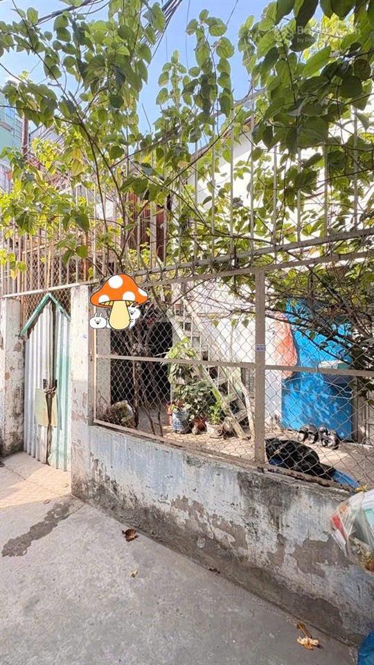 9,3 tỷ  nhà 2 tầng dt 93,3m2 đường bùi đình túy  giá quá tốt cho vị trí đẹp, diện tích khủng