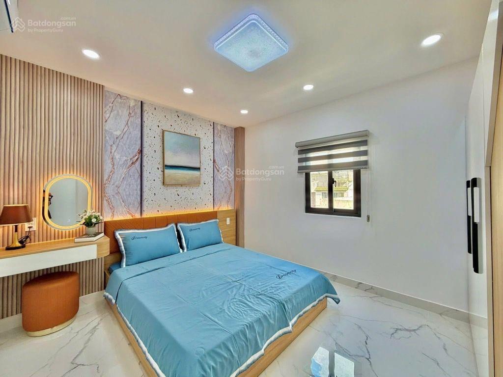 8,65 tỷ  siêu phẩm 5pn cho đại gia đình an cư  dt 50m2 sổ a4 vuông vức  đầy đủ nội thất