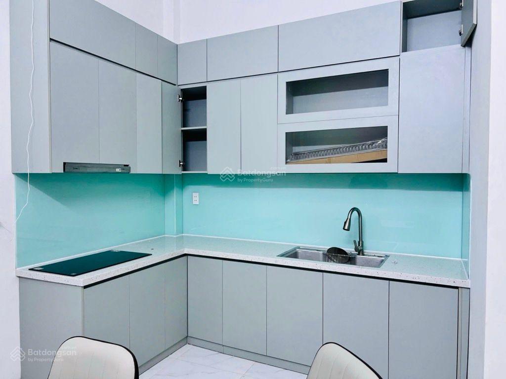 5,55 tỷ  nhà mới, đẹp, full nội thất đường nguyễn cửu vân giáp quận 1  phù hợp gia đình trẻ an cư