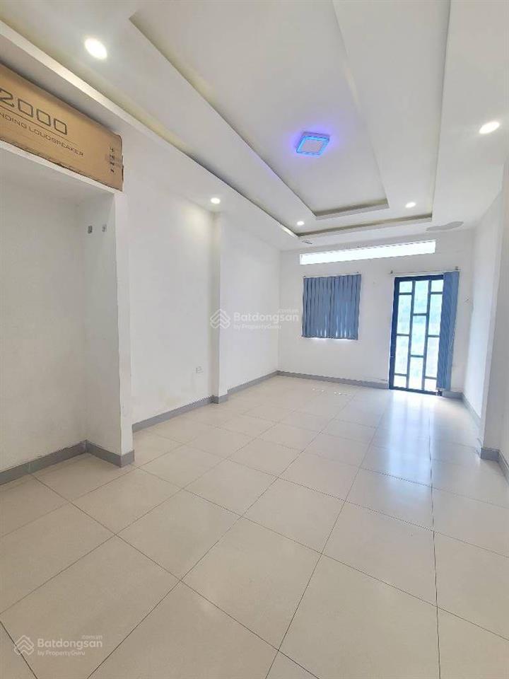9 tỷ  cực kỳ hiếm! nhà 2 mặt tiền hxh 6m  dt 70m2  btct 2 tầng  4pn  ngay chợ bà chiểu