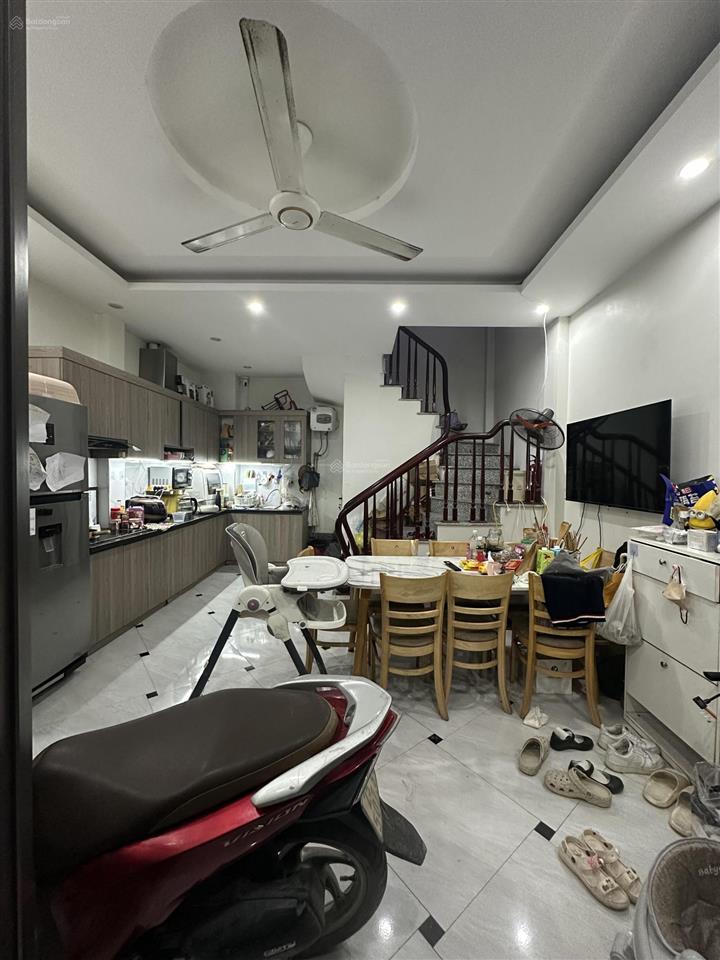 Bán nhà riêng 32,5m2 giá ưu đãi 7,7 tỷ tại đông ngạc, bắc từ liêm, hà nội