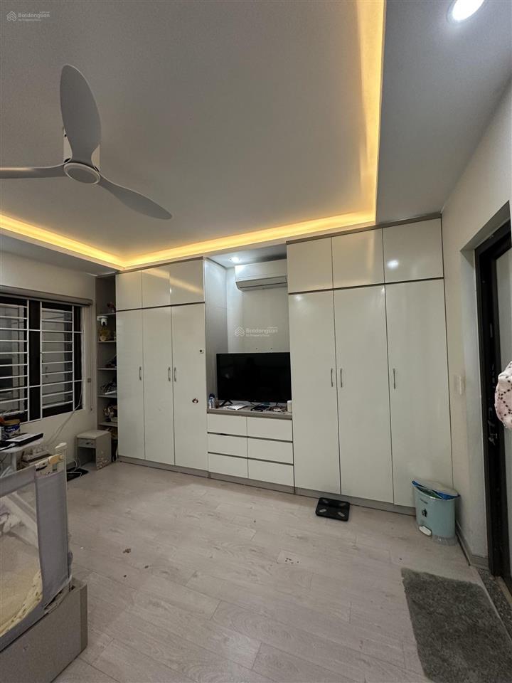 Bán nhà riêng 32,5m2 giá ưu đãi 7,7 tỷ tại đông ngạc, bắc từ liêm, hà nội