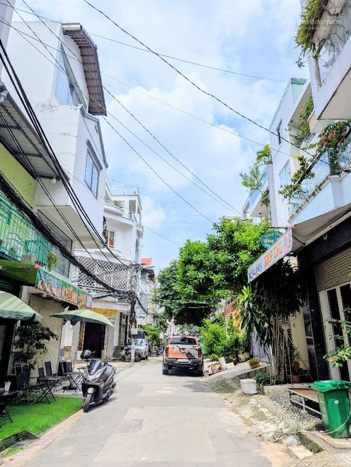 Bán nhà khu vip quận 8, dương bá trạc, 3 tầng, hẻm 6m, 4,5 x 17m, nhỉnh 5 tỷ