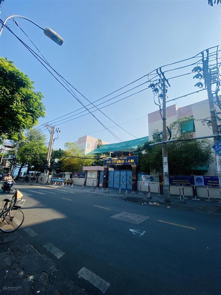 Bán nhà đường 8m, âu dương lân, quận 8, 3 tầng, 70m2, chỉ hơn 9 tỷ