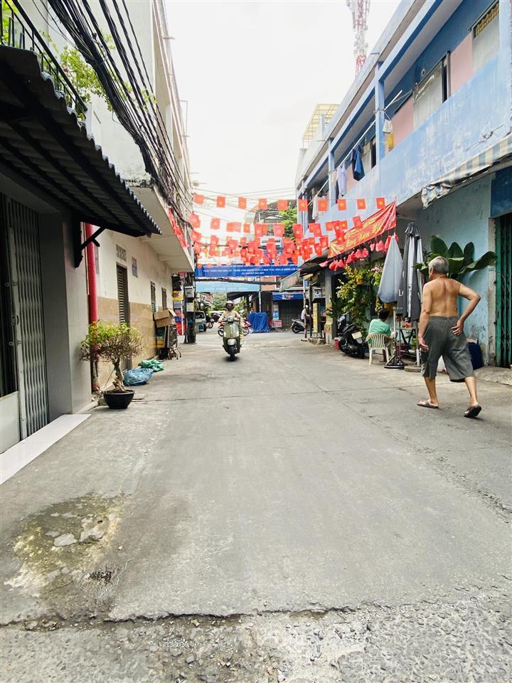 Bán nhà quận 8  hẻm 8m  âu dương lân  cách mt 20m  55m  chỉ 7,1 tỷ tl
