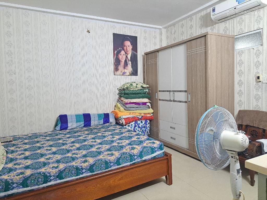 Bán nhà quận 8  sát mt hưng phú  2 tầng  77m2  chỉ 5,3 tỷ tl