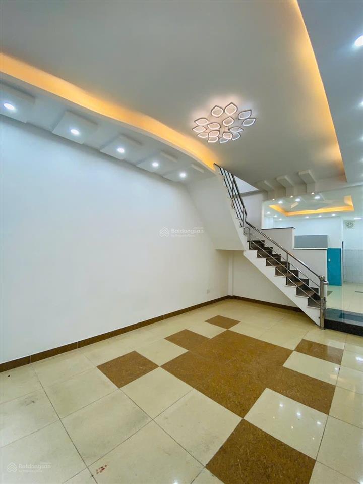 Khu hiếm nhà bán, quận 8, âu dương lân, 3 tầng, hẻm rộng mênh mông 8m, 4,3x17m, nhỉnh 7 tỷ
