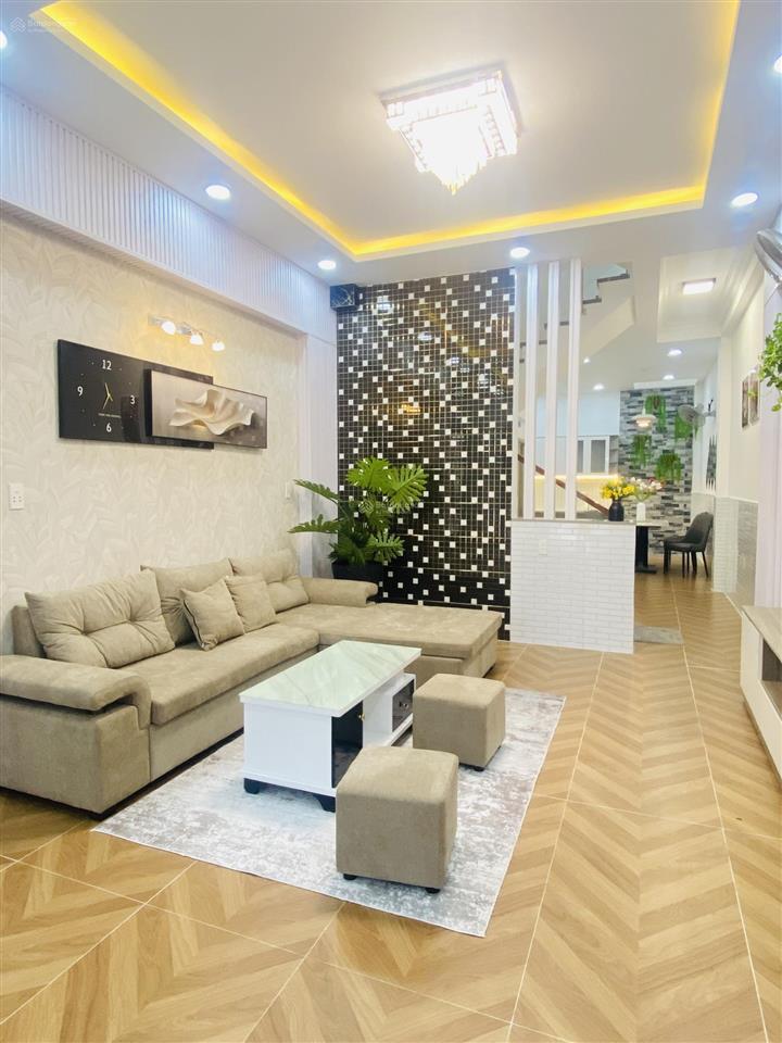 Cực hiếm, gần sát bến xe quận 8, 3 tầng, đường nhựa 12m, 4x20m, nhỉnh 9 tỷ