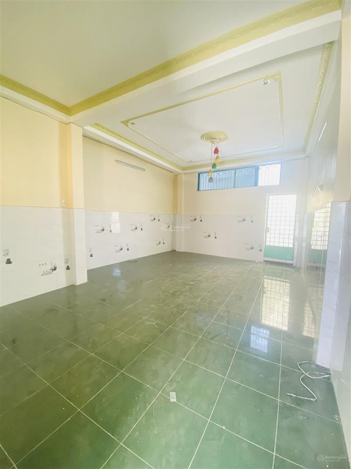 Mặt tiền gần sát quận 5, gần hưng phú, quận 8, 3 tầng, 4,5 x 31m, chỉ nhỉnh 10 tỷ tl