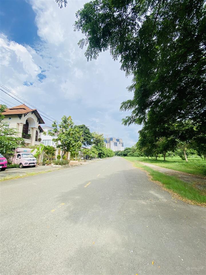 Cực hiếm ngay quận 8  kdc lê bôi  đường nhựa 20m  view sông  10x20m  nhỉnh 13 tỷ