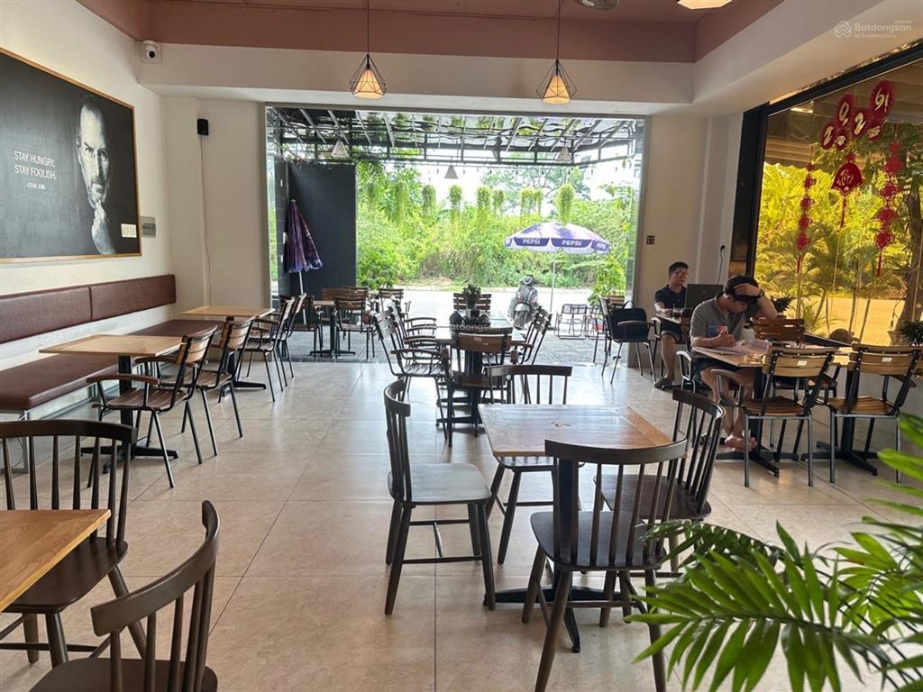Siêu phẩm biệt thự quận 8  ngay phạm thế hiển  3 tầng  đường nhựa 20m  10x20m  chỉ nhỉnh 16 tỷ