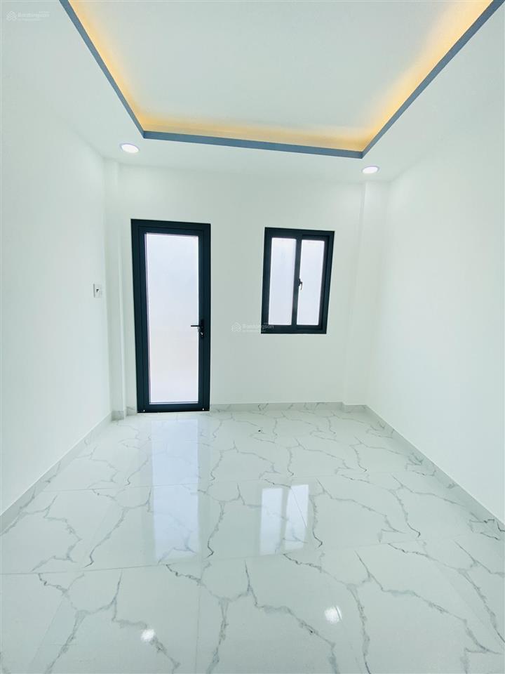 Mặt tiền ngay chợ phạm thế hiển  quận 8  đường nhựa 20m  40m2  nhỉnh 4 tỷ