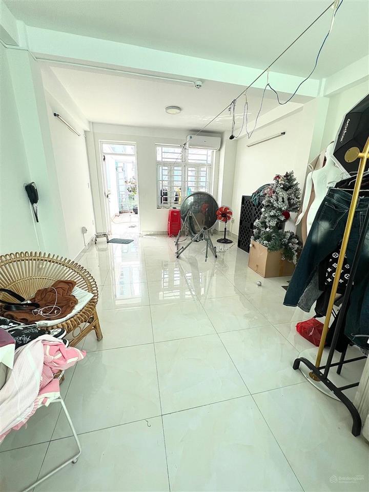 Hiếm  mặt tiền kd hưng phú  quận 8  đường nhựa 20m  m2  chỉ 8,2 tỷ