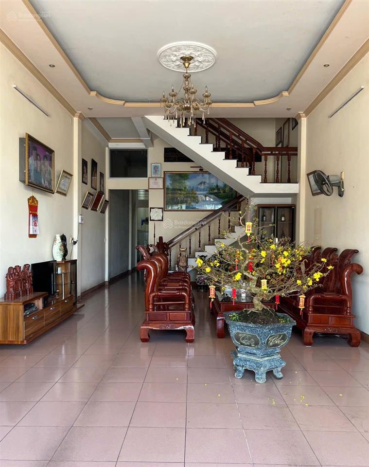 Bán nhà mặt tiền đường hai bà trưng, p. nghĩa lộ (p. trần phú. tp. quảng ngãi cũ), tỉnh quảng ngãi