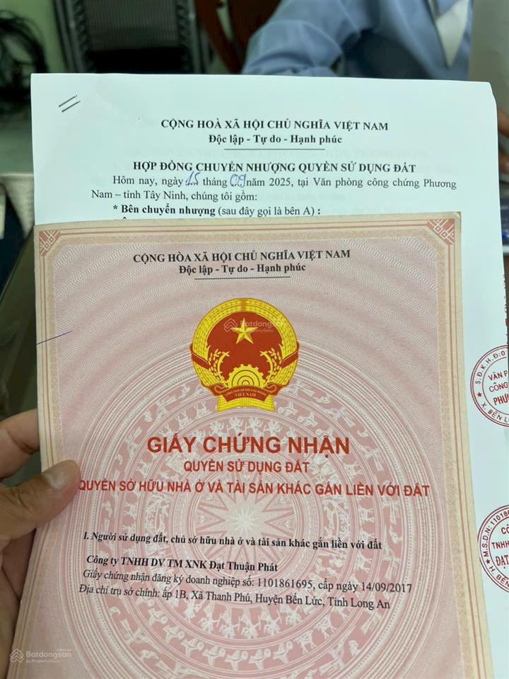 Chủ ngộp cần bán gấp nền tái định cư king hill, đối diện eco retreat, giá chỉ 1,8 tỷ