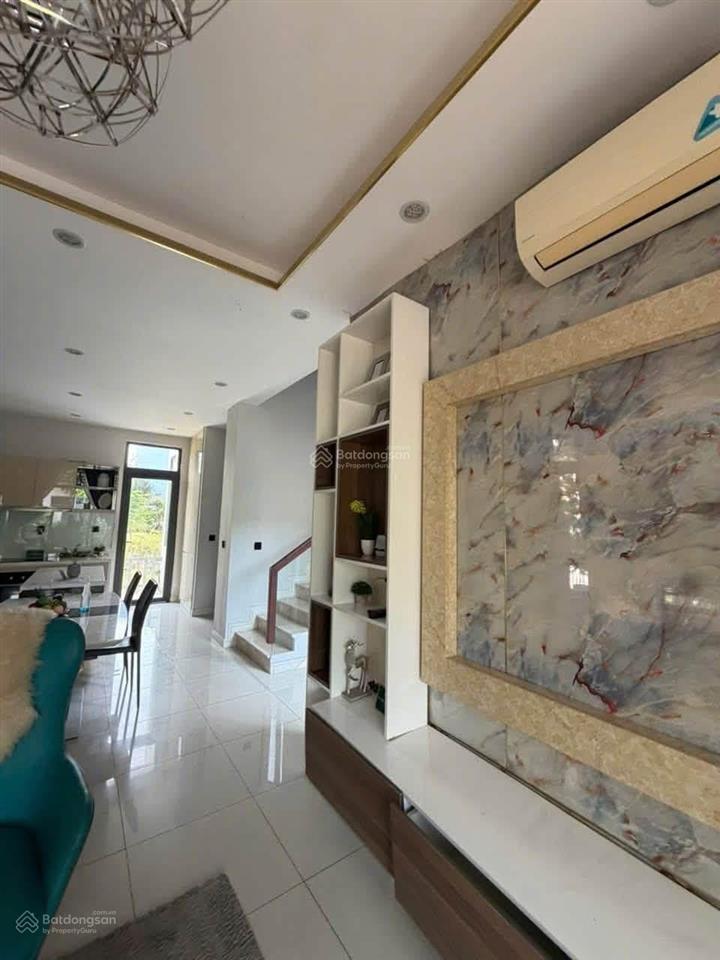 Bán gấp căn góc 140m2. 2 mặt tiền trục đường chính 20m đã hoàn thiện ở trần anh riverside