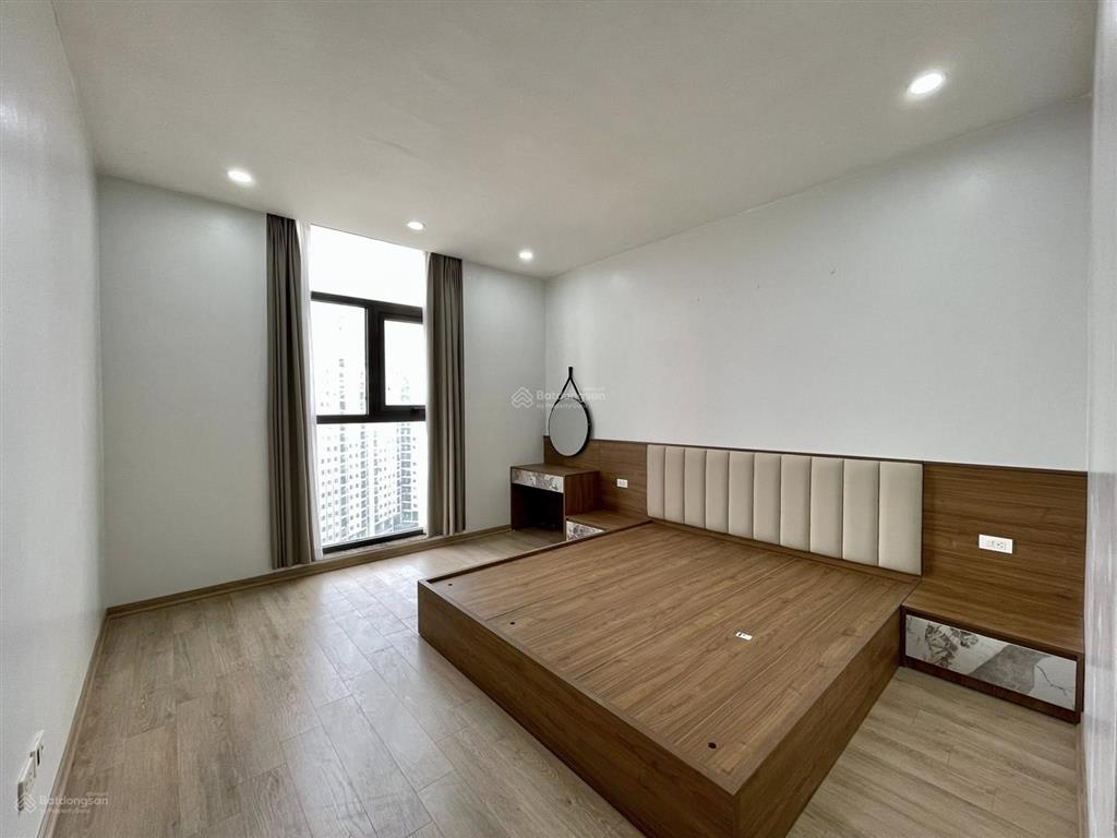 Căn góc 2n1vs cc sông nhuệ, cực thoáng, nhà đẹp ở luôn, có tl