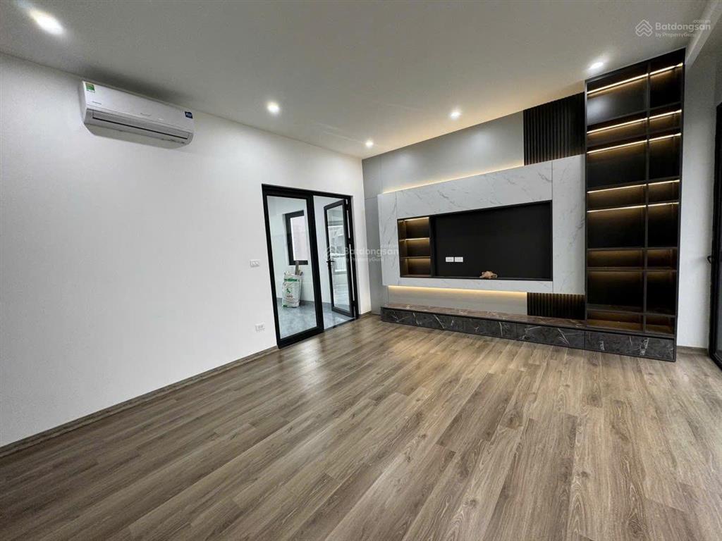 Chính chủ cho thuê shophoue pb2ocp3, 2 mặt tiền đường rộng 20m2, nhà hoàn thiện full 5 tầng