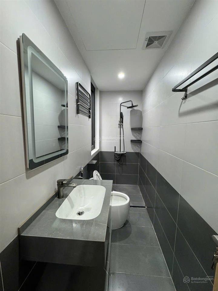 Chính chủ cho thuê shophoue pb2ocp3, 2 mặt tiền đường rộng 20m2, nhà hoàn thiện full 5 tầng