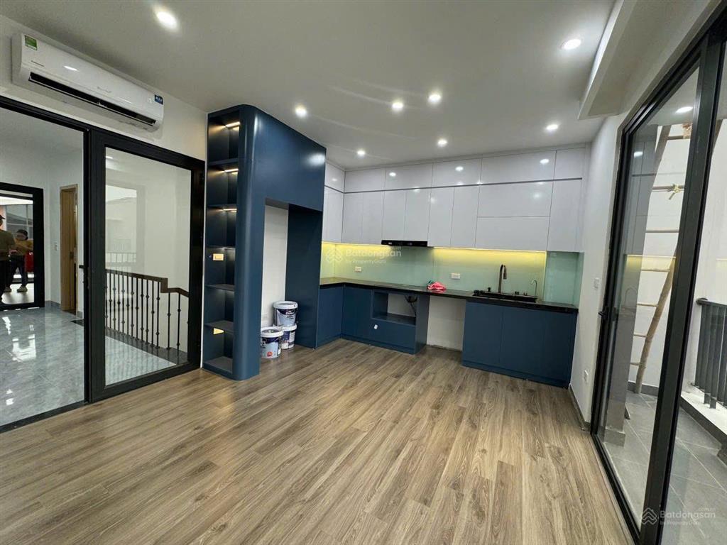 Chính chủ cho thuê shophoue pb2ocp3, 2 mặt tiền đường rộng 20m2, nhà hoàn thiện full 5 tầng