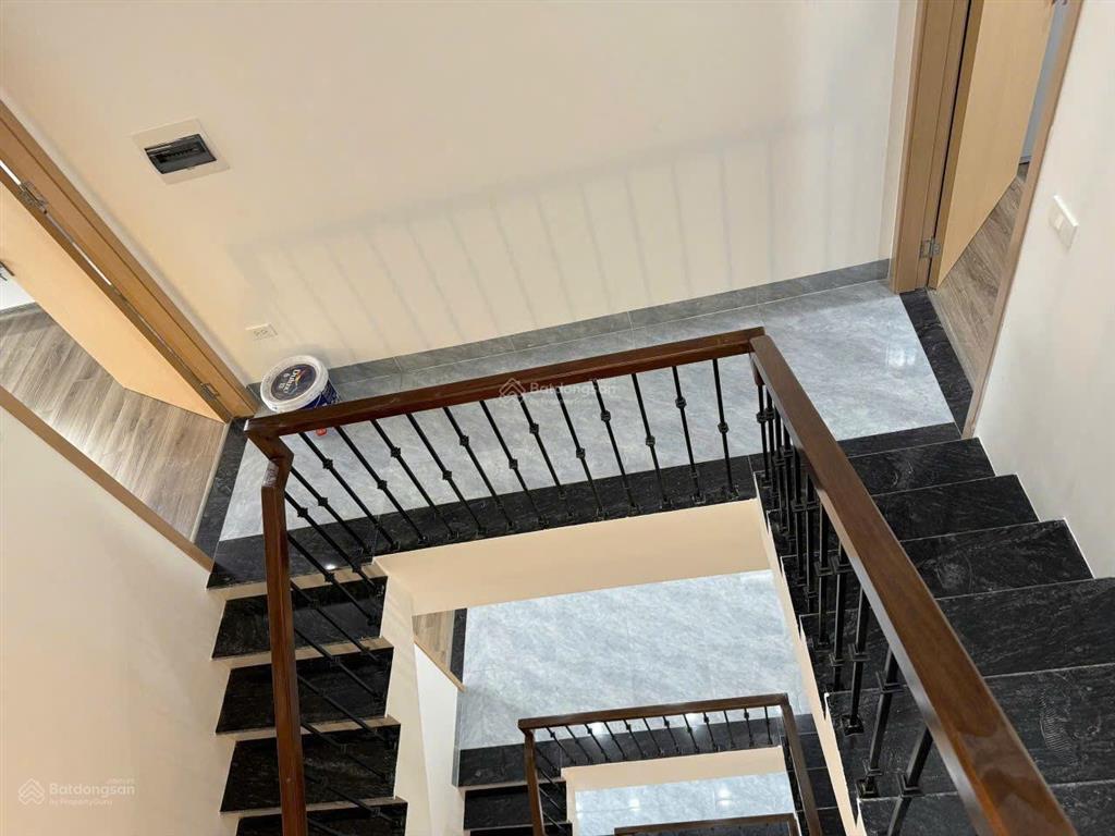 Chính chủ cho thuê shophoue pb2ocp3, 2 mặt tiền đường rộng 20m2, nhà hoàn thiện full 5 tầng