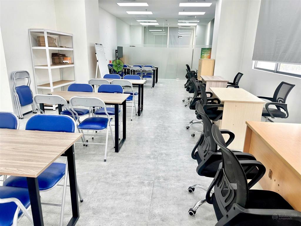 Cho thuê văn phòng 114m2 ngay tầng 3 chung cư happy one quận 12